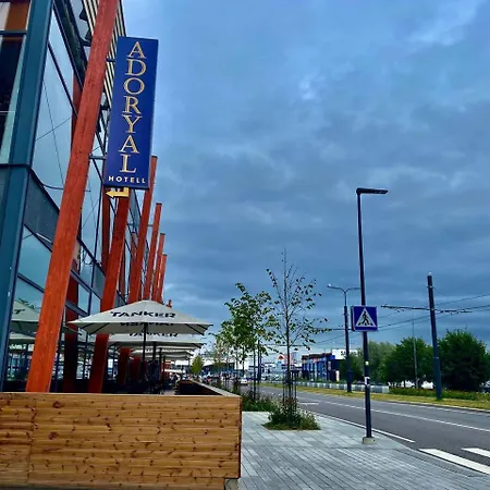 Harbour Cabins Near Old Town Apartament