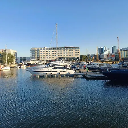 Harbour Near Old Town Lejlighed *