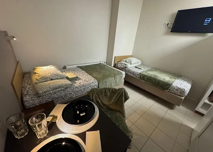 Harbour Cabins Near Old Town